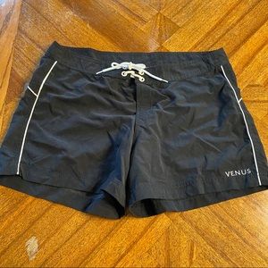 Venus Board shorts